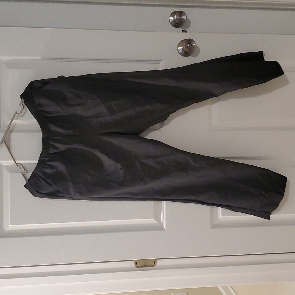 Women's dress pants.